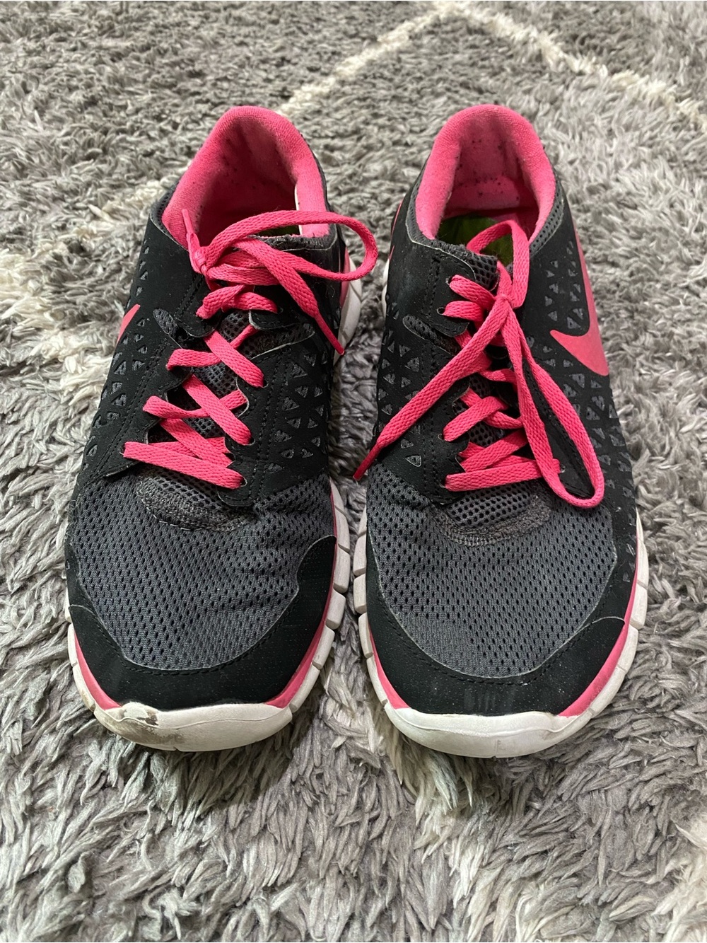Nike Black and Pink Women's Athletic Sneakers